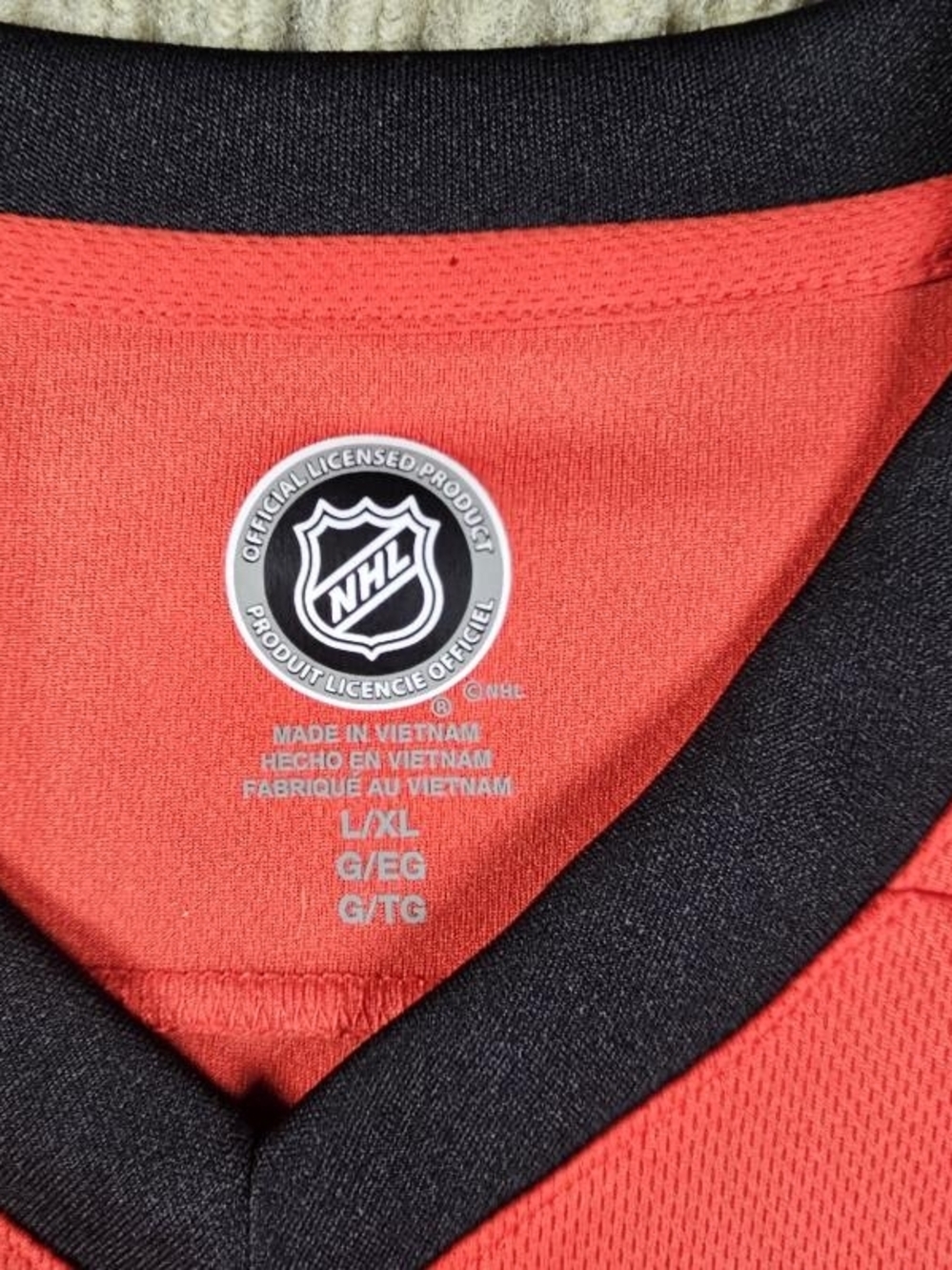 Ottawa Senators NHL Hockey Jersey Size L/XL Youth Red. Small Snag On Back - Picture 2 of 8